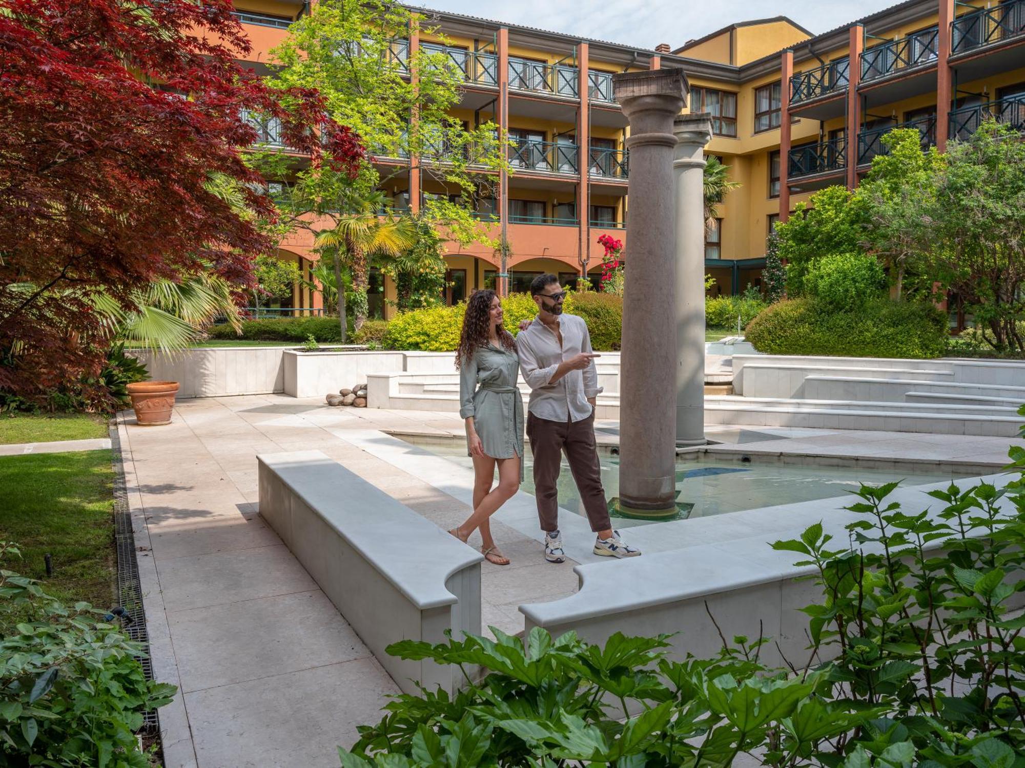 Parc Hotel Gritti Bardolino Exterior photo