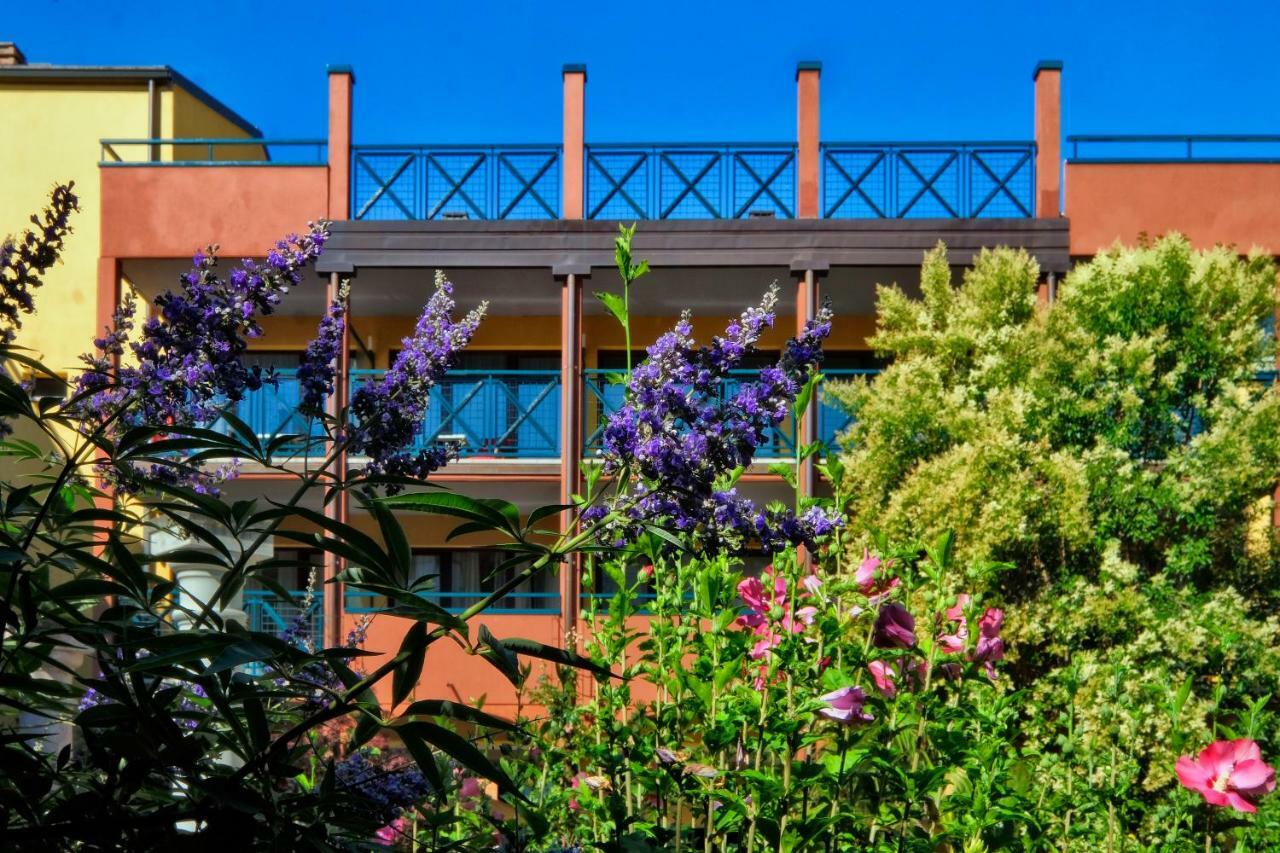 Parc Hotel Gritti Bardolino Exterior photo